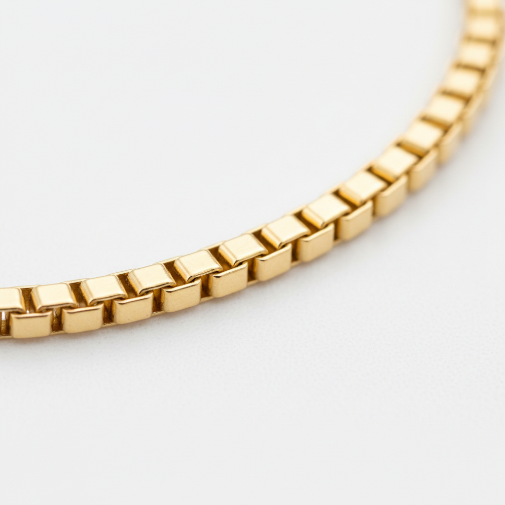 Detail Shot - Chain Close-up